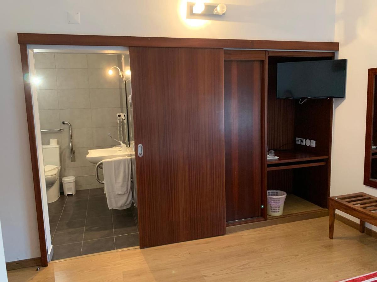 Hotel Louro Óbidos Екстериор снимка