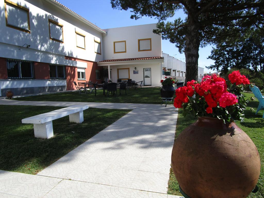 Hotel Louro Óbidos Екстериор снимка
